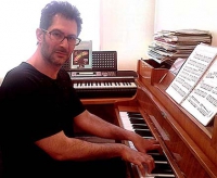 آموزش پیانو توسط مدرس علی آذرفهیمی