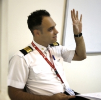 آموزش خلبانی، انجام پروازها در تهران و نوشهر به انتخاب دانشجو
