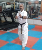 آموزش کیوکوشین کاراته با سابقه مربیگری بیش از ۳۵ سال